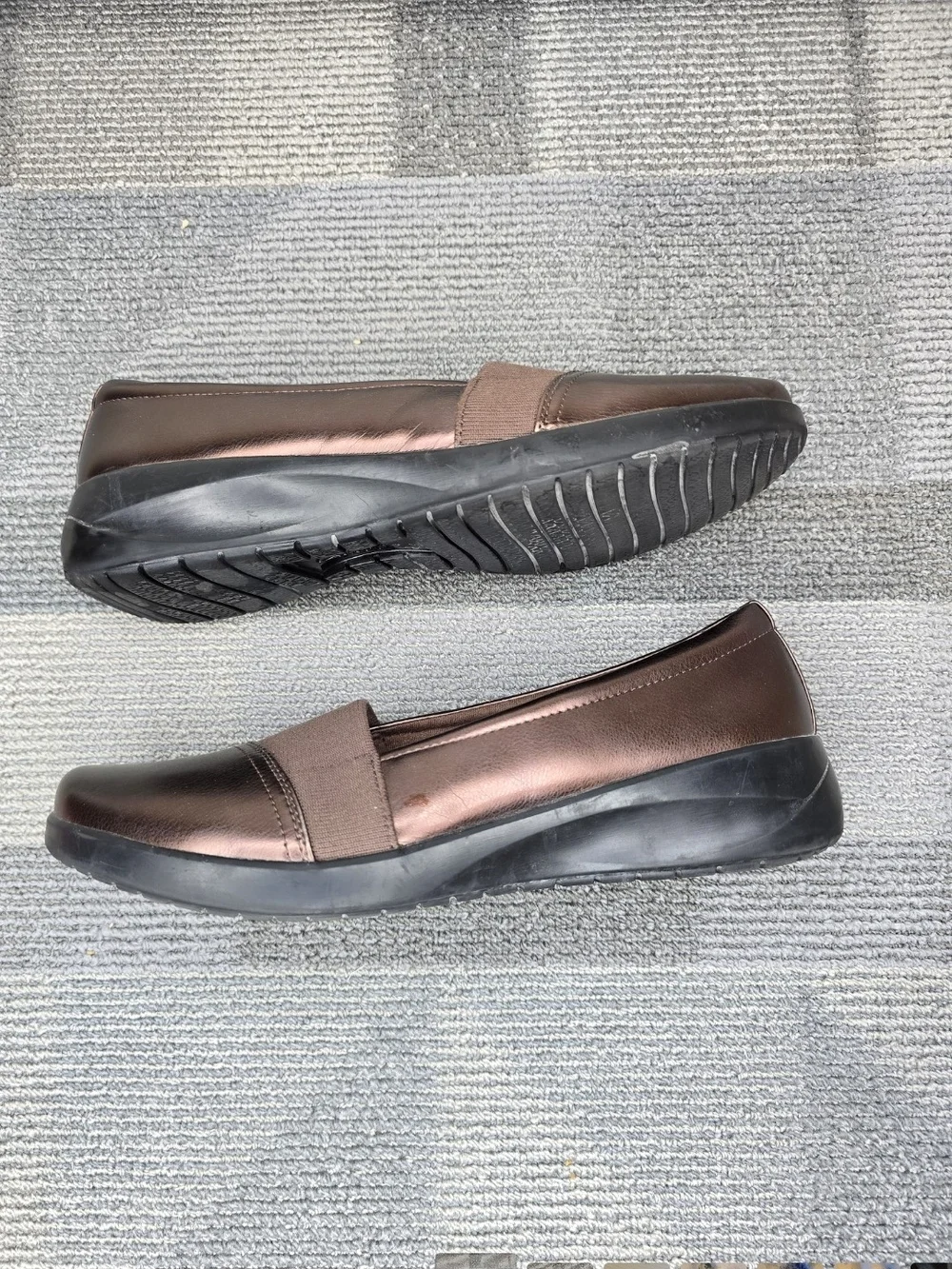 Clarks Collection Kaetlyn Rhea Leather Metallic Bronze Slip-On Women's Flats